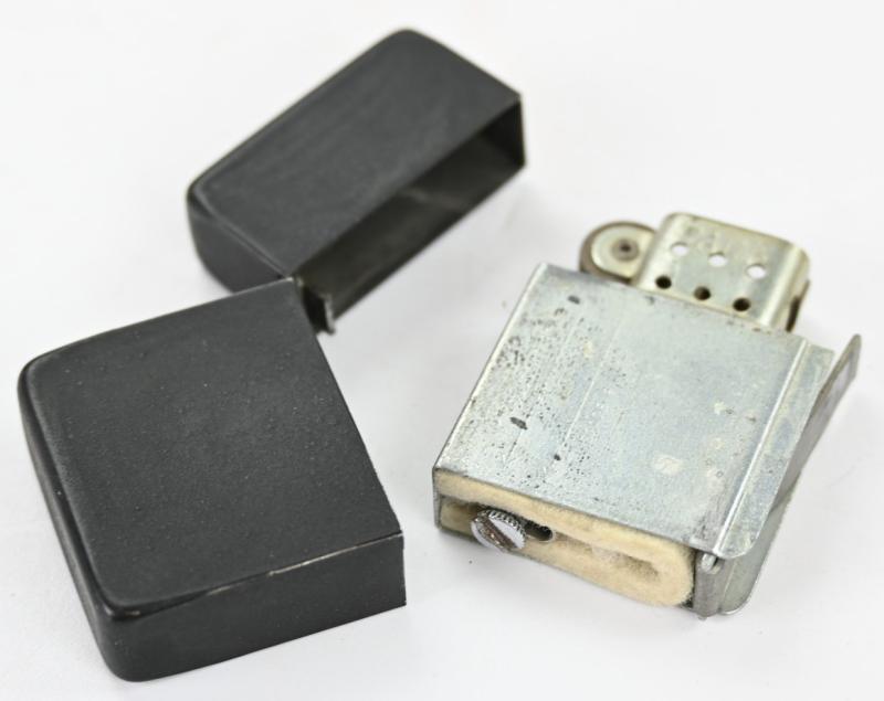 US WW2 Cigaret Lighter with original Case