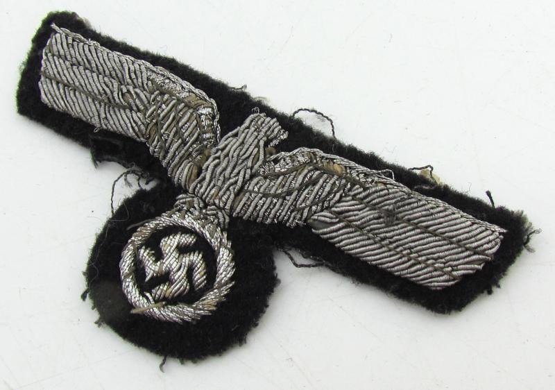 Wehrmacht (Heer) black Panzer officer bullion breast eagle
