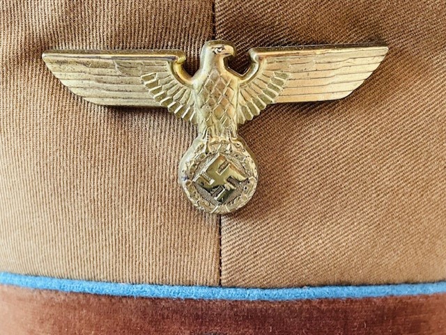 SCARCE EARLY EXAMPLE OF A GERMAN WWII POLITICAL LEADERS PEAK CAP EARLY STYLE FOR ORTSGRUPPE LEVEL