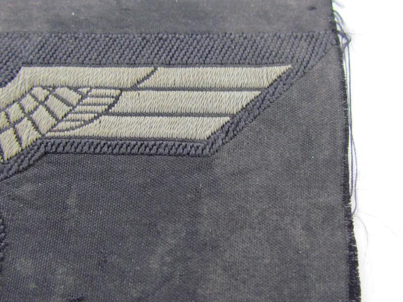 Wehrmacht ( Heer ) M40 Bevo Panzer Breast Eagle