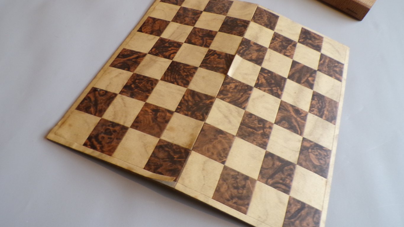 Feldpost Pocket Board Game Set (Schach & Mühle)