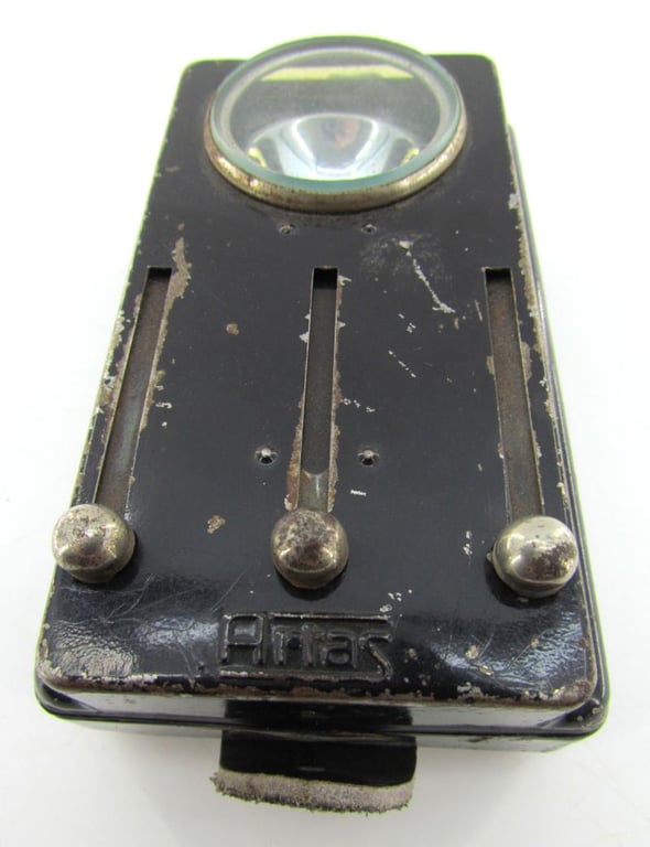 Wehrmacht flashlight by Artas