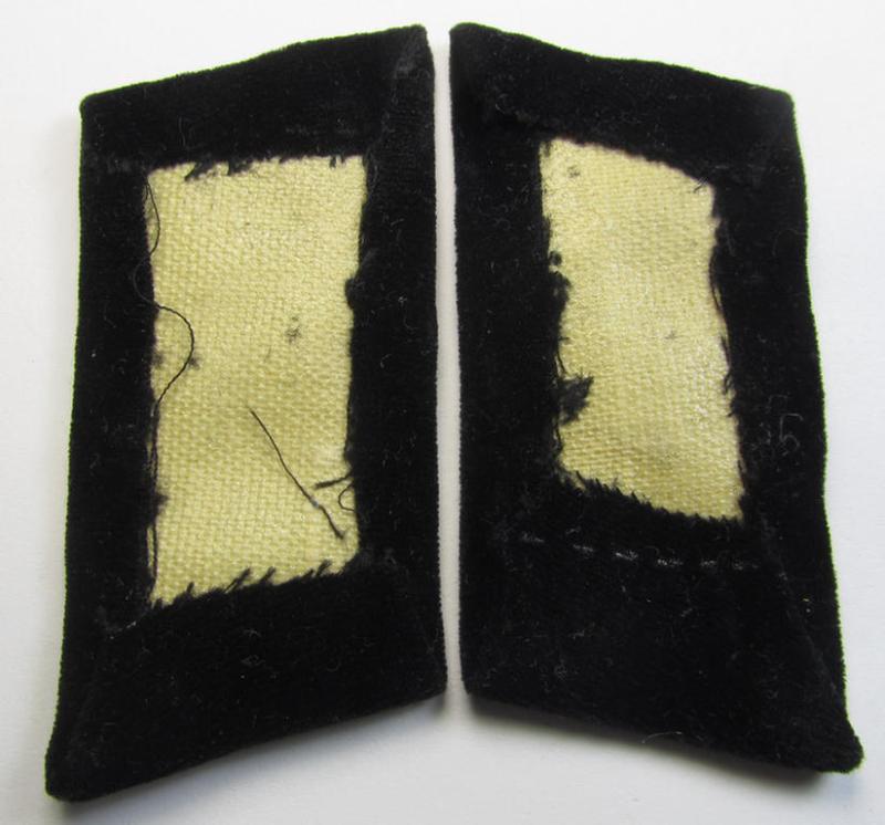 Attractive - and matching! - pair of RAD- (ie. 'Reichsarbeitsdienst') hand-embroidered, officers'-type collar-tabs (of the 2nd pattern) as mounted onto a black-coloured background as was intended for a medium-ranked RAD-officer ('mittlere Führer...