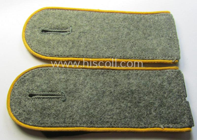 Pair of WH (Heeres) simplified- ie. 'last-ditch'- (ie. 'M44/M45'-) pattern EM-type shoulderstraps: 'Soldat eines Kav. o. Aufkl.-Abts. o. Rgts.'