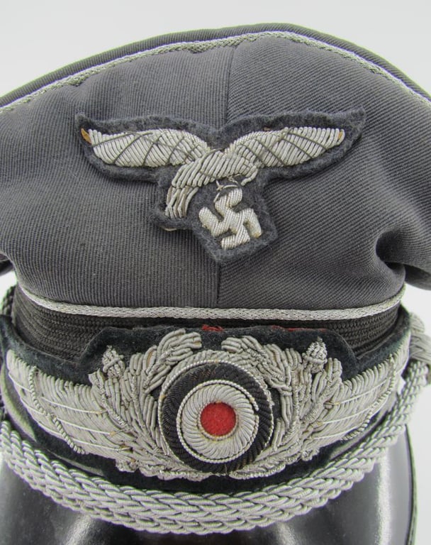 Luftwaffe officer visor cap ‘Schirmmütze’