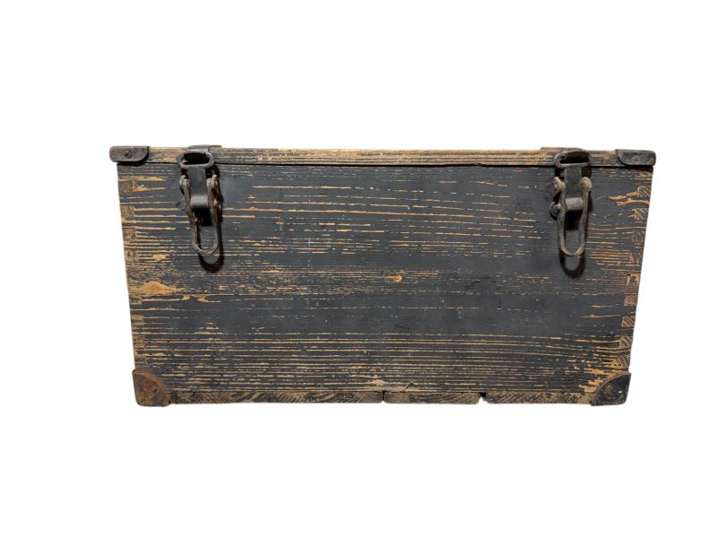 DKE Batterie Wooden Transport Case