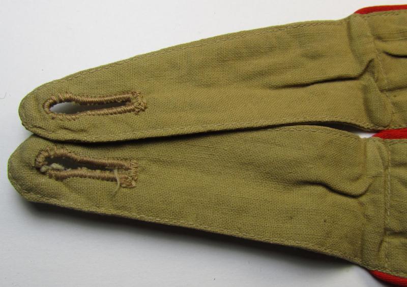 Superb - and/or fully matching! - pair of WH (Luftwaffe) 'tropical-styled', enlisted-mens'-type shoulderstraps (as was specifically intended for usage on the tropical-shirts ie. tunics) as was intended for a: 'Soldat der Flak-Artillerie-Truppen'