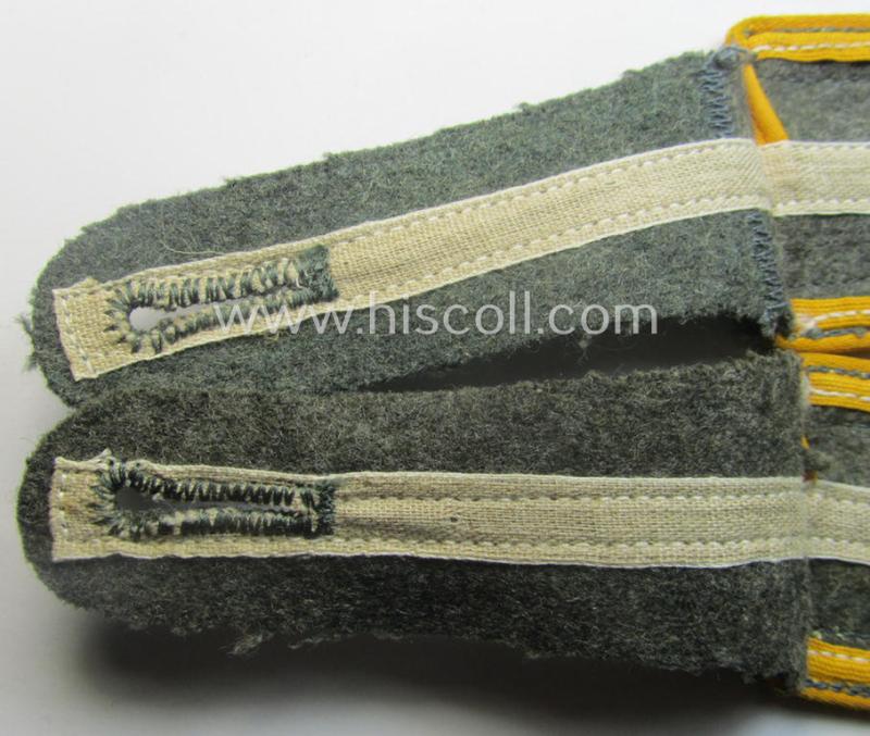 Pair of WH (Heeres) simplified- (ie. 'M44'-) pattern NCO-type shoulderstraps: 'Unteroffizier eines Kav. o. Aufkl.-Abts. o. Rgts.'