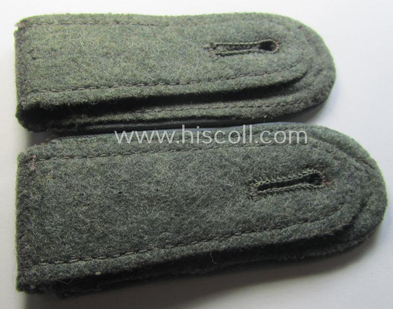 Superb - and fully matching! - WH (Heeres) so-called: 'M40 o. M43'-pattern, NCO-type shoulderstrap-pair as piped in the light-blue-coloured branchcolour as was intended for usage by a: 'Feldwebel der Nachschub-Truppen'