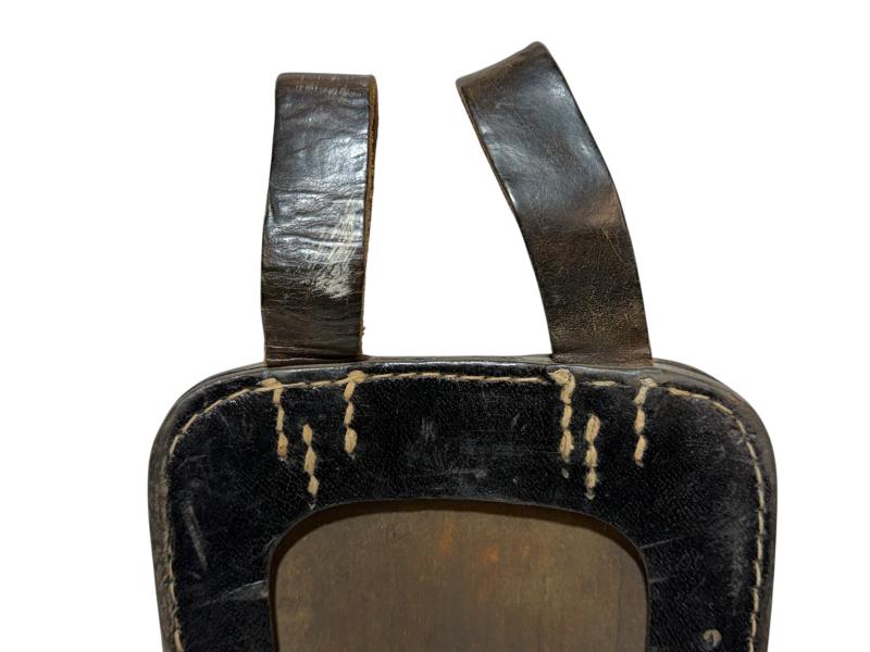 German WWII Entrenching Tool Carrier + straight shovel