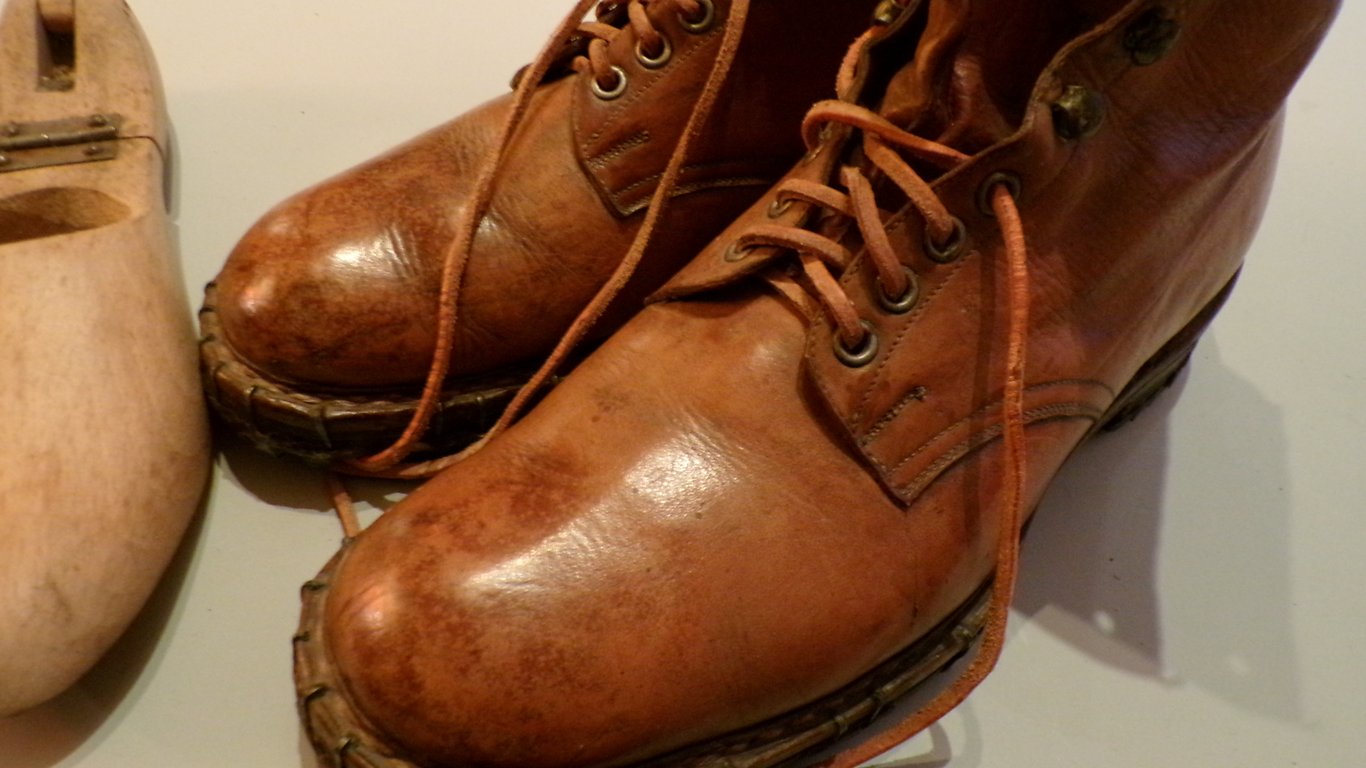 Heer Gebirgsjäger M37 mountain boots