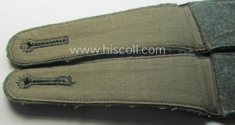 Pair of WH (Heeres) EM-type (ie. 'M36- o. M40'-pattern) shoulderstraps: 'Soldat eines Gebirgsjäger- o. Jäger-Rgts.'