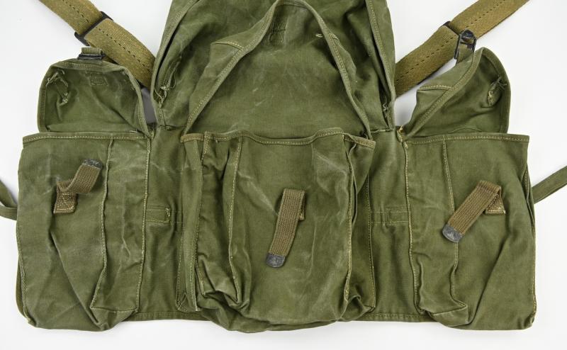 US WW2 Paratrooper Medic Bag 1945