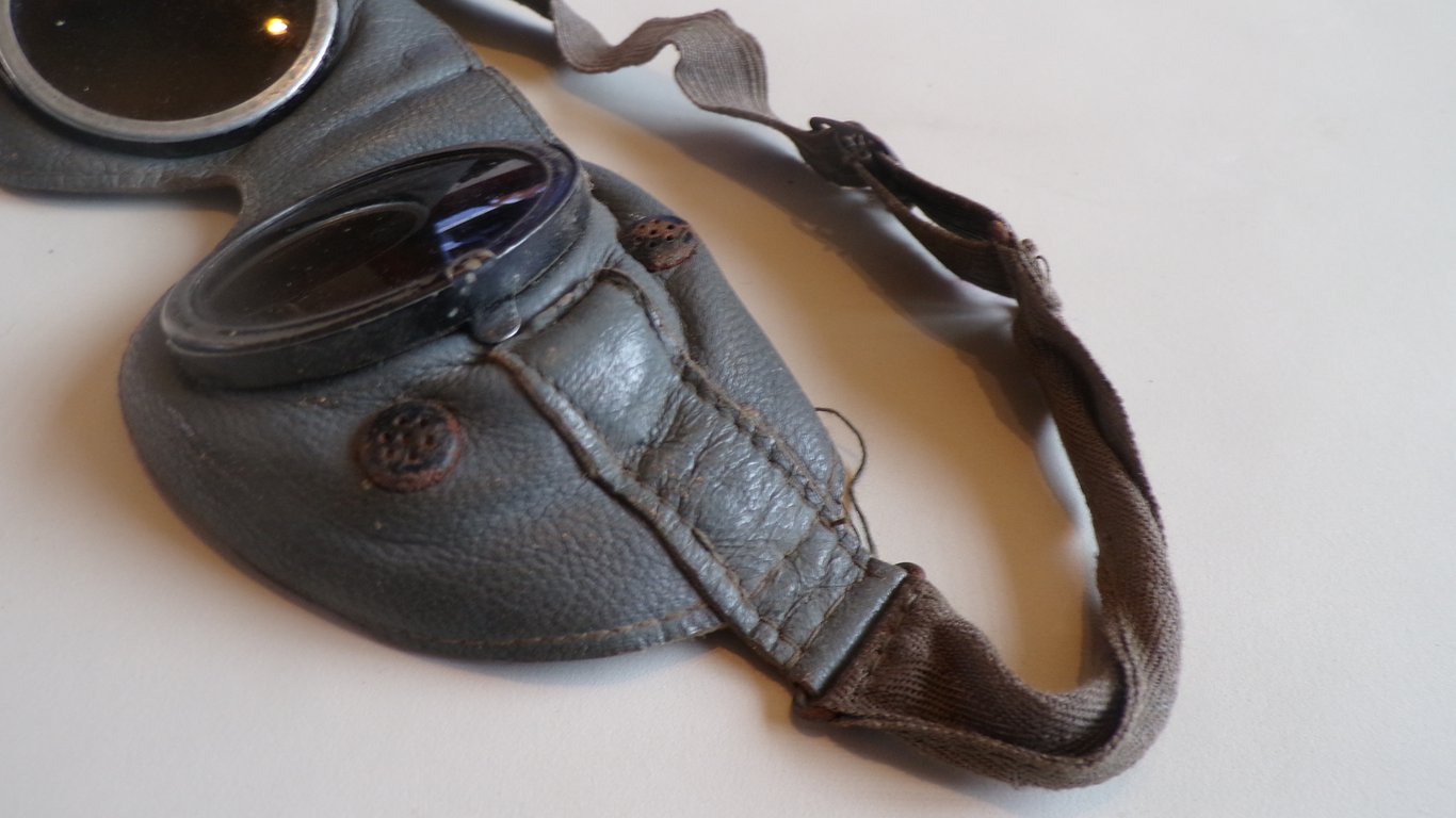 Leather and Aluminum Combat Sun/Dust Goggles