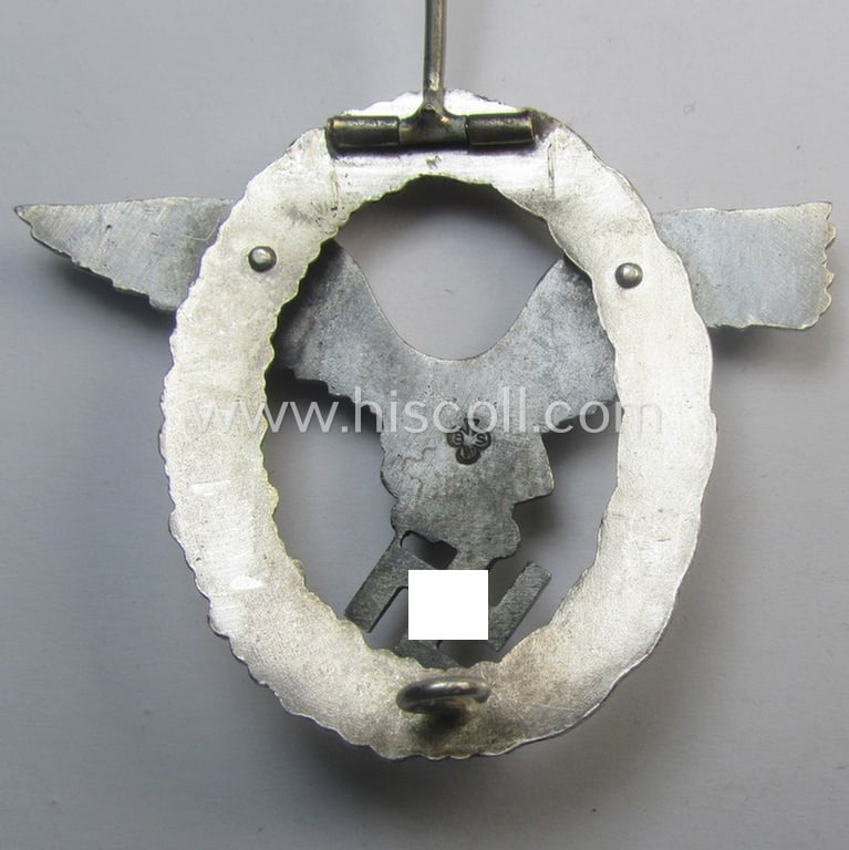 WH (Luftwaffe) 'Flugzeugführer-Abzeichen' (or: pilots'-badge) being a maker- (ie. 'BSW'-) marked- and typical 'Buntmetall'-based example as was produced by the maker (ie. 'Hersteller') named: 'Brüder Schneider' (ie. 'BSW')