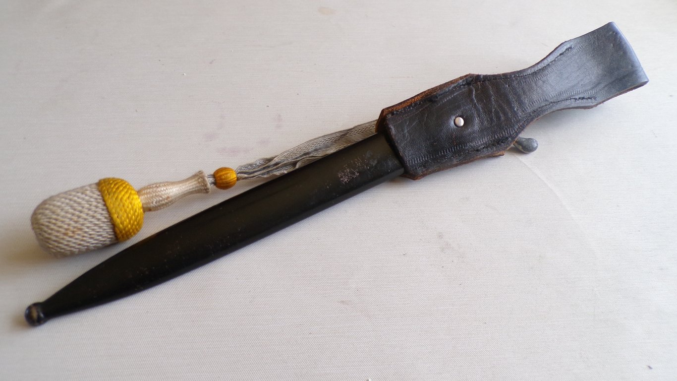KS98 Dress Bayonet with Cav / Art Portepee