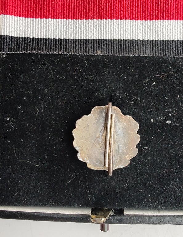 A cased LDO set of Oak leaves to the Knights Cross