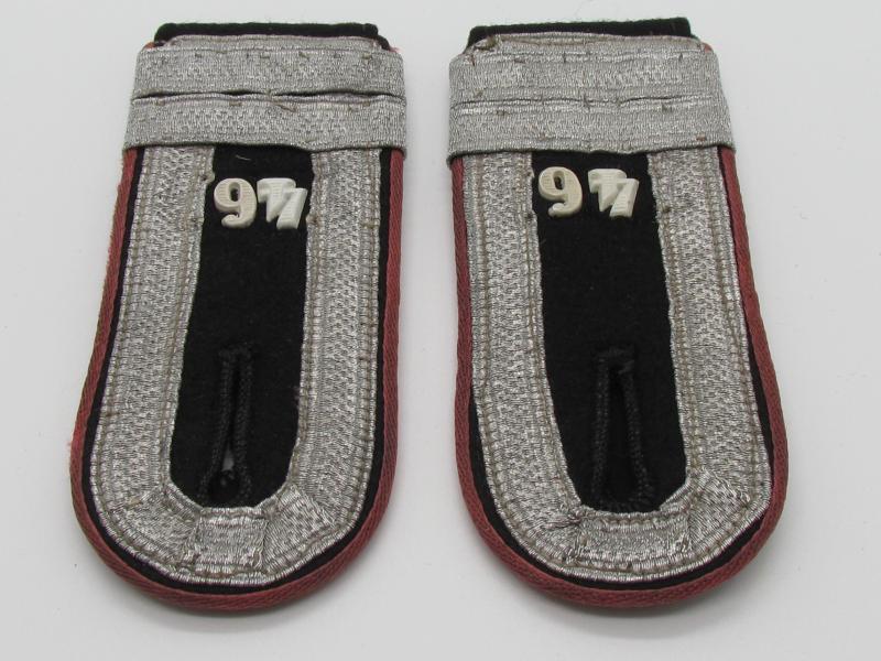 Wehrmacht Army (Heer) Panzer shoulder boards
