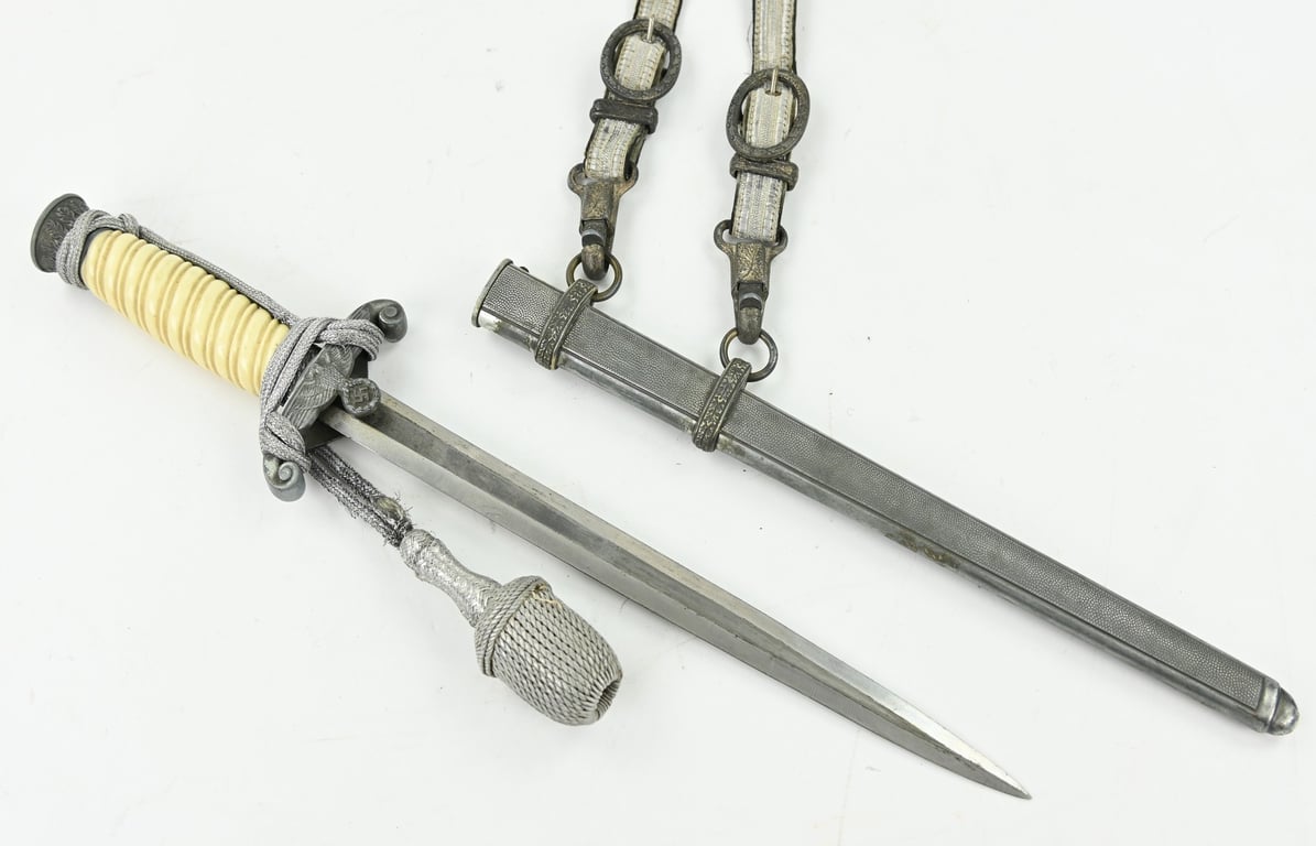 German WH Officer's Dagger with Hanger