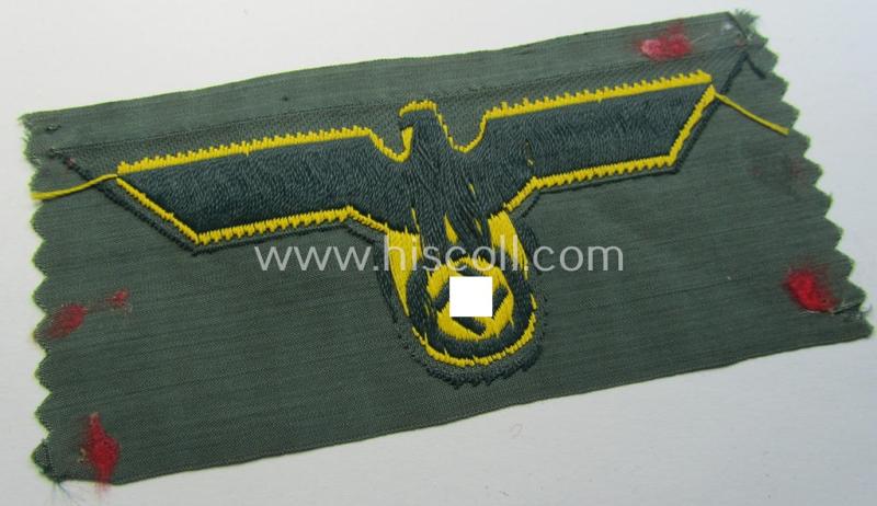 WH (Kriegsmarine) ie. 'Küsten-Art.'-related breast-eagle (ie. 'Brustadler für Mannschaften u. Uffz. der Küsten-Artillerie-Truppen') being a 'standard-pattern-example as executed in the 'BeVo'-weave-pattern on a field-grey-coloured background