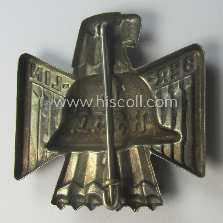 Silverish-toned, WWI-veteran-related day-badge (ie. 'tinnie' or: 'Veranstaltungsabzeichen') as was issued to commemorate a veteran-related meeting entitled: '13. R.F.S.T. - Berlin'