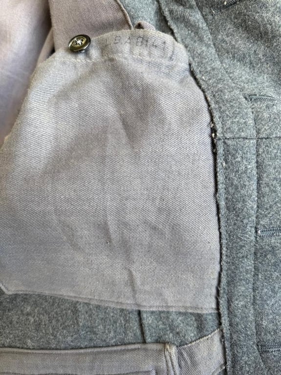 Luftwaffe Signals ( Nachrichten ) NCO Fliegerbluse with Afrika Cufftitle