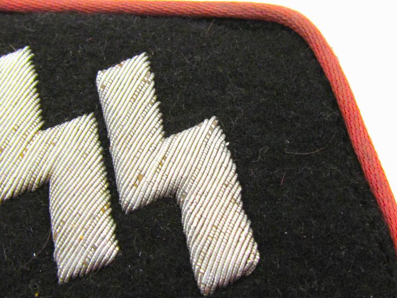 Waffen SS Panzer Oberscharführer collar taps...Rare!
