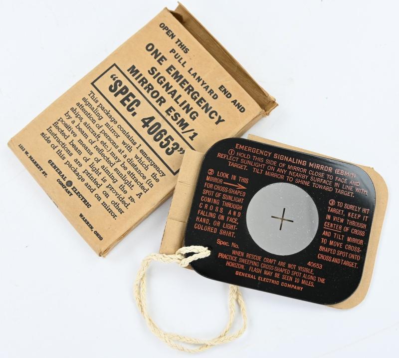 USAAF WW2 Emergency Signaling Mirror in Package