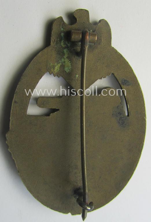 Superb, 'Panzerkampf-Abzeichen in Bronze' being a (typical!) unmarked, 'Buntmetall'-based- and/or 'solid-back'-specimen as was produced by the: 'Karl Würster'-company