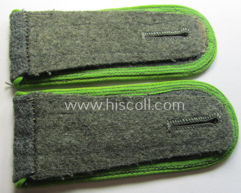 Superb - and/or fully matching! - pair of typical later-war-period- (ie. 'M44'-pattern) WH (Heeres) NCO-type shoulderstraps as was intended for usage by an: 'Unteroffizier eines Panzer-Grenadier-Rgts. o. Abts.'