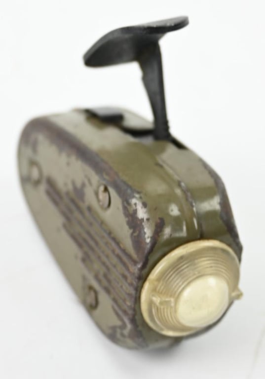 Dutch Pre-WW2 Knijpcat 'Pocket Lighter'