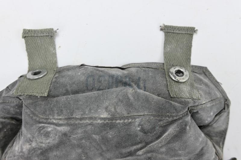 German WH M31 Gascape Pouch