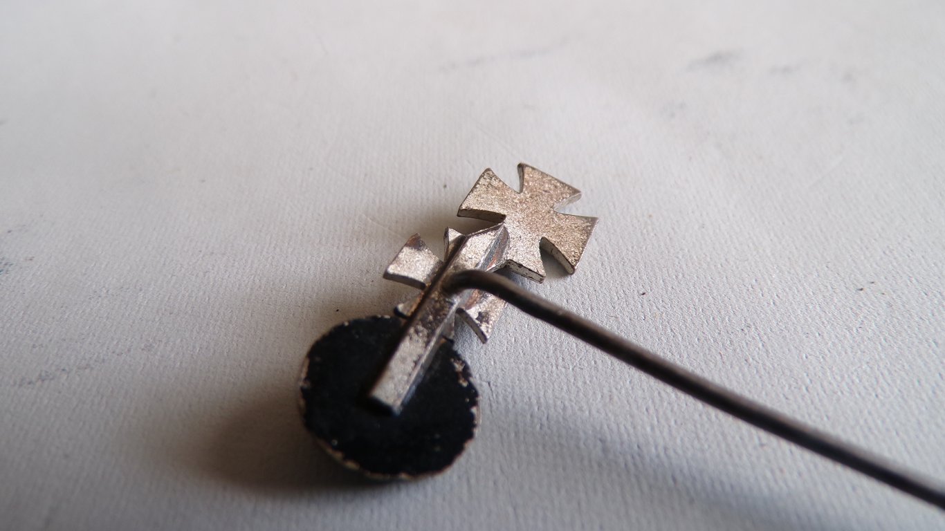 WW1 miniature stickpin