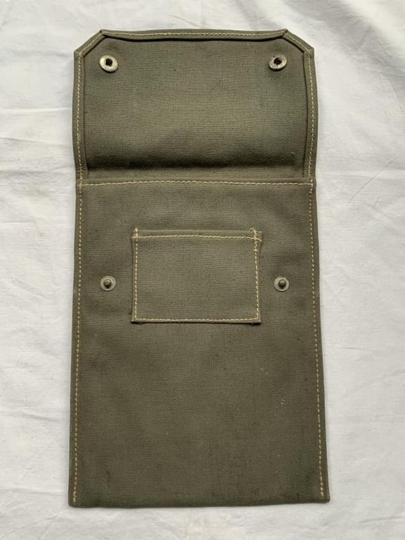WH (Heer) 'Zielgevierttafel' Pouch
