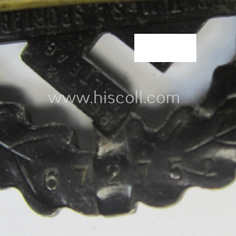 Hardly used 'SA-Sportabzeichen in Bronze' being a maker- (ie. 'Berg u. Nolte'-) marked example that shows the (unique) impressed bearers'-number: '672752'