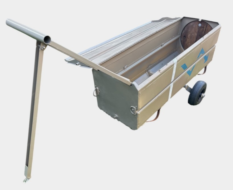 Fallschirmjäger jump container (Abwurfbehälter) for radio equipment
