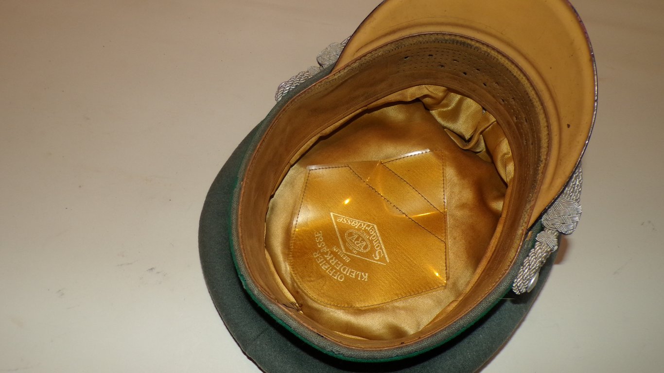 Jäger Schirmmütze by Erel