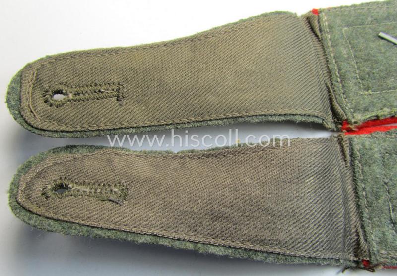 Attractive - and fully matching! - pair of WH (Heeres) early-war-period- (ie. 'M41'- ie. 'M43'-pattern, 'standard-issued', NCO-type shoulderstraps as was intended for an: 'Oberwachtmeister eines (Sturm)Art.-Abts. o. Rgts.'