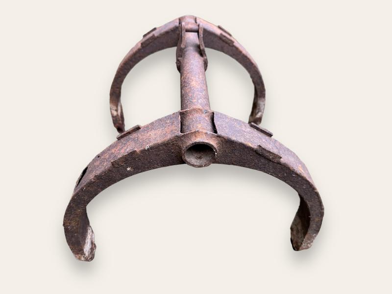 British WW2 Dropping Container Metal Clamp