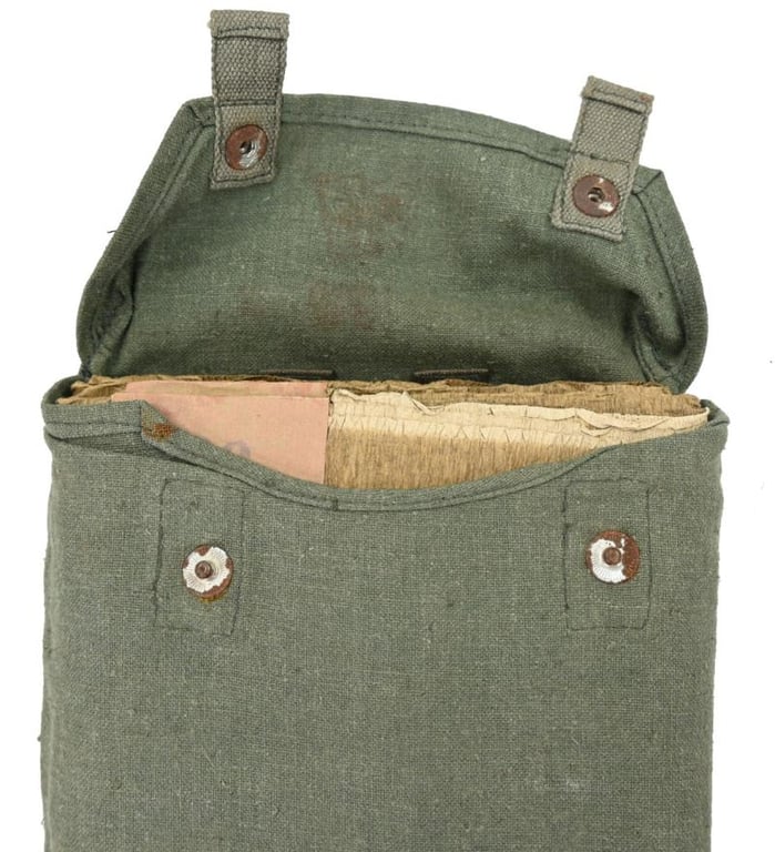 German WH Gascape with Pouch