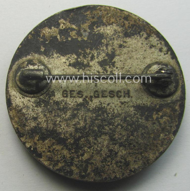 DRK (ie. 'Deutsches Rotes Kreuz' or German Red Cross) nurses'-helpers-badge: 'Schwesternhelferin' DRK (ie. 'Deutsches Rotes Kreuz' or German Red Cross) nurses'-helpers-badge: 'Schwesternhelferin'