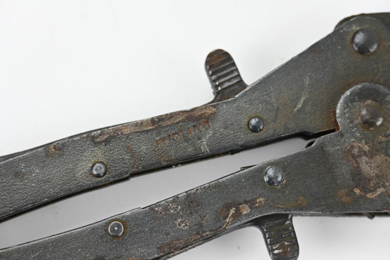 US Army Vietnam M57 Mortar Artillery Canvas Carrying Casewith WW2 folding wire cutter