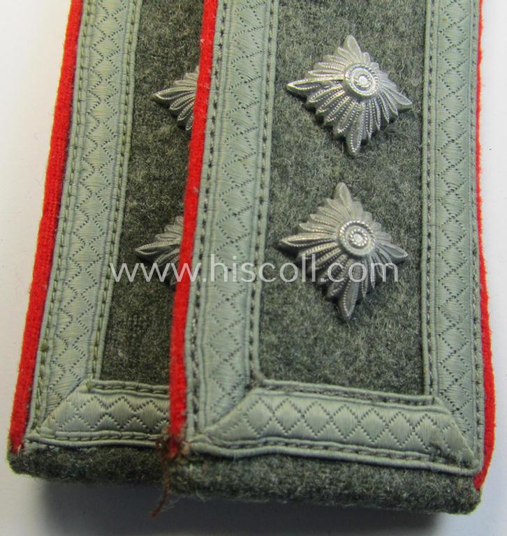 Attractive - and fully matching! - pair of WH (Heeres) early-war-period- (ie. 'M41'- ie. 'M43'-pattern, 'standard-issued', NCO-type shoulderstraps as was intended for an: 'Oberwachtmeister eines (Sturm)Art.-Abts. o. Rgts.'