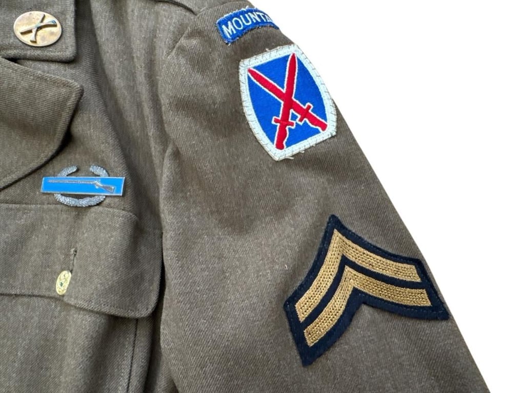 US WWII Class A Tunic Mountain Division , Trousers and Side Cap
