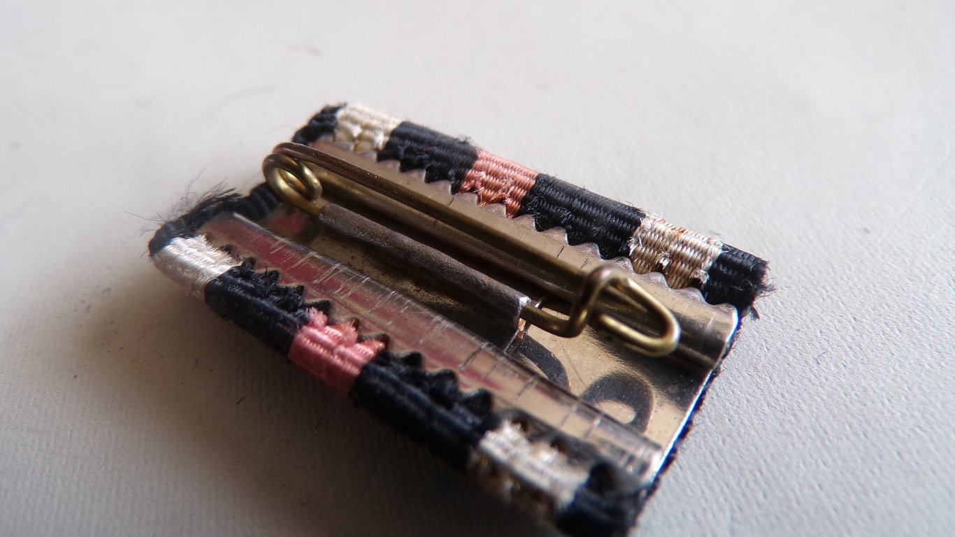 Ehrenkreuz für Frontkämpfer + ribbon bar