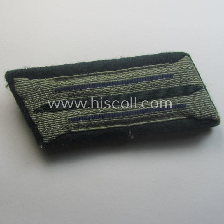 Fully matching pair of pre- (ie. early-war-) period WH (Heeres) 'M36' (ie. 'M40'-) type collar-patches (ie. 'Einheitskragenspiegel') as piped in the darker-blue-coloured branchcolour as intended for usage by a: 'Soldat der Sanitäts-Trpn.'