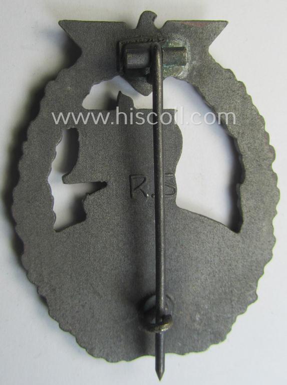 WH (KM) 'Hilfskreuzer-Kriegsabzeichen' (or: auxiliary-cruiser war-badge) being a typical, maker- (ie. 'R.S.'-) marked- and/or: 'Feinzink'-based example as was produced by the: 'Rudolf Souval'-company