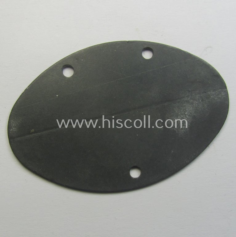 Mid-war- (albeit 'standard-issue'-) pattern, WH (Kriegsmarine) typical zinc- (ie. 'Feinzink'-) based- and greyish-silver-toned ID-disc (ie. 'Erkennungsmarke') bearing the engraved coded numeral (ie. text) that reads: 'Kriegsmarine 6701/42/K'