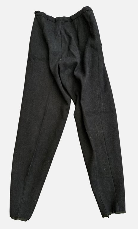 “Complete BDM winter / ski set consisting of the matching wool anorak, ski trousers and ski cap.