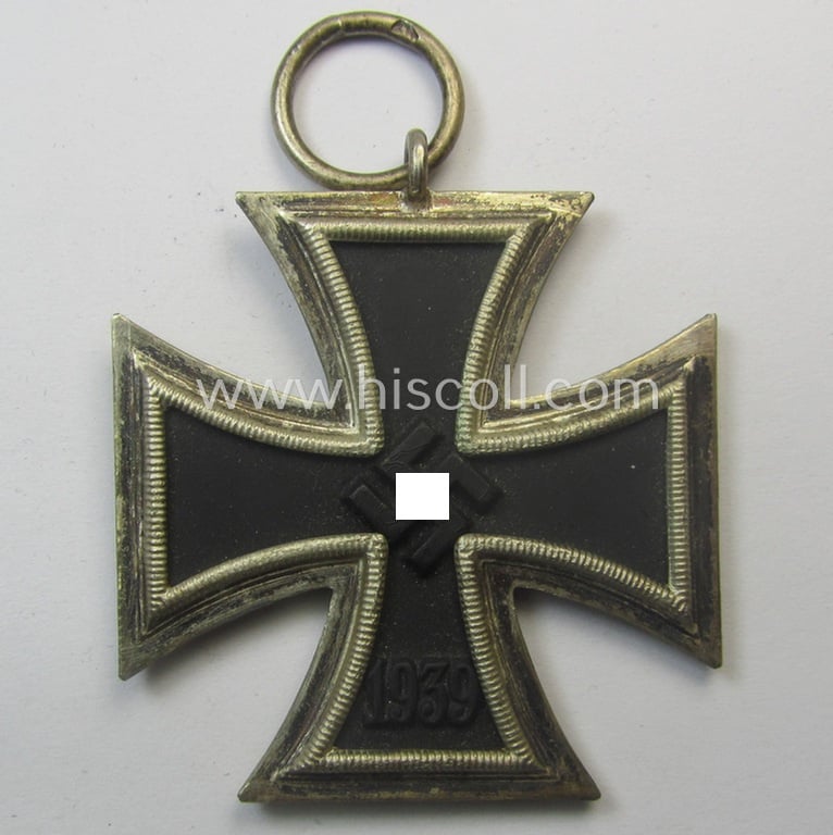 Maker- (ie. '7'-) marked 'Eisernes Kreuz II. Klasse' by the company: 'Paul Meybauer'